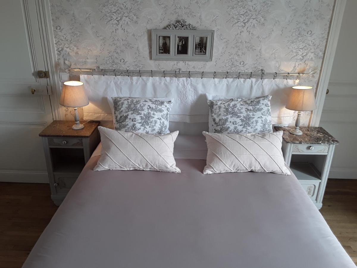 Le Manoir De Crisolles Bed & Breakfast Dış mekan fotoğraf