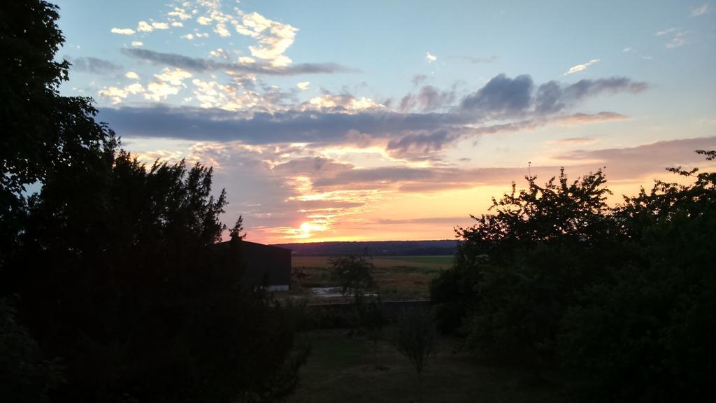 Le Manoir De Crisolles Bed & Breakfast Dış mekan fotoğraf
