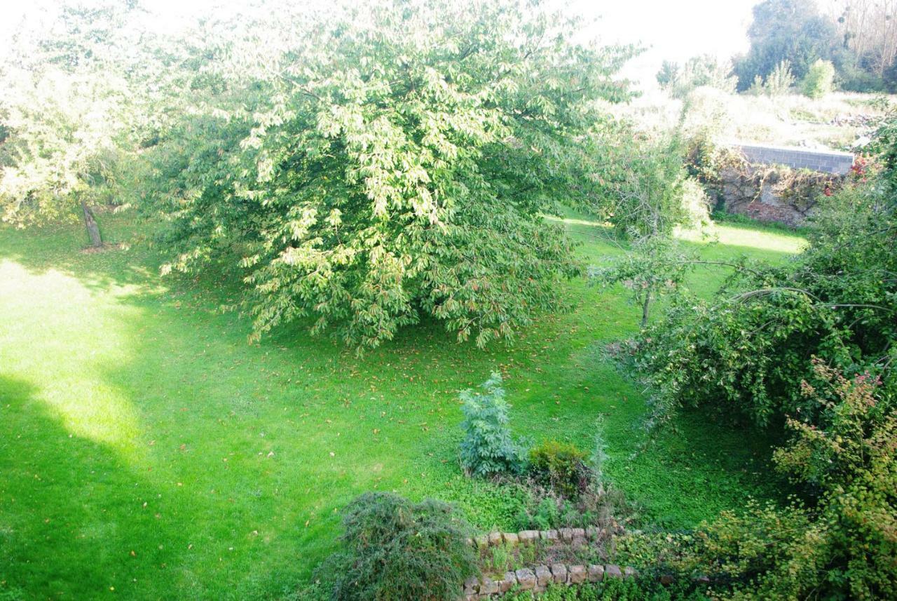 Le Manoir De Crisolles Bed & Breakfast Dış mekan fotoğraf